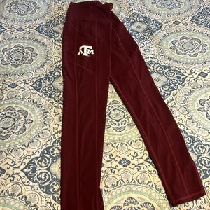 Women’s Texas A&M Aggie Maroon Workout Leggings XS with Pockets